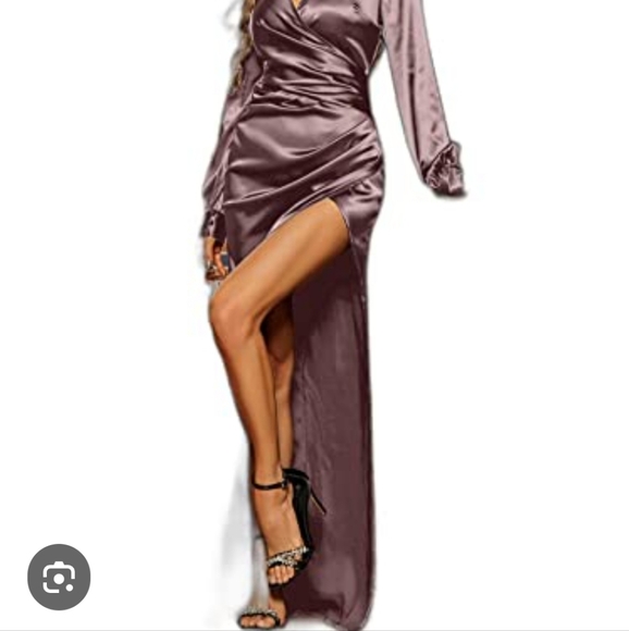 Miss Ord Elegant Satin Mauve Evening Gown - Picture 2 of 6